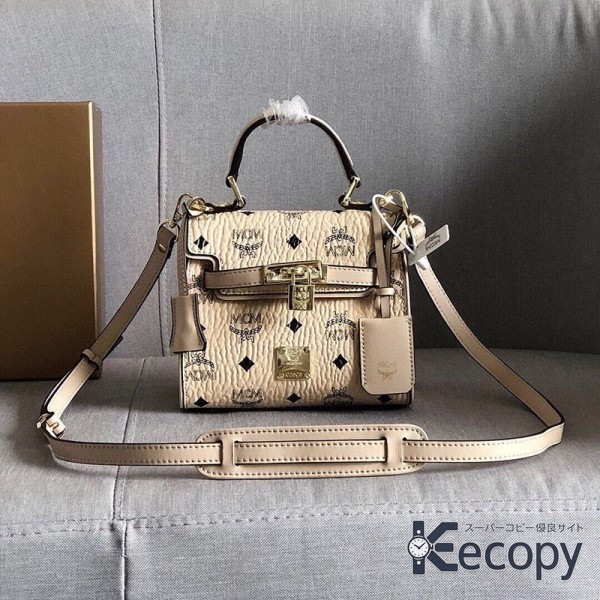 使いやすさ抜群 MCM バッグ 収納力と上品さを両立 N級品 通販 595