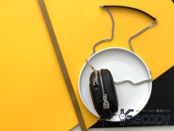 おすすめ サンローラン ショルダーバッグ 高級感のある仕上がり 激安コピー 677 画像 2