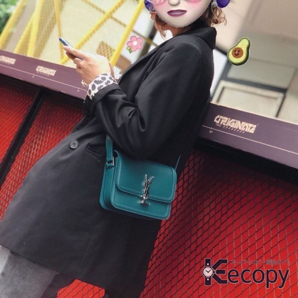 こだわり仕様 サンローラン ショルダーバッグ 持ち歩きやすいフォルム 激安コピー 710