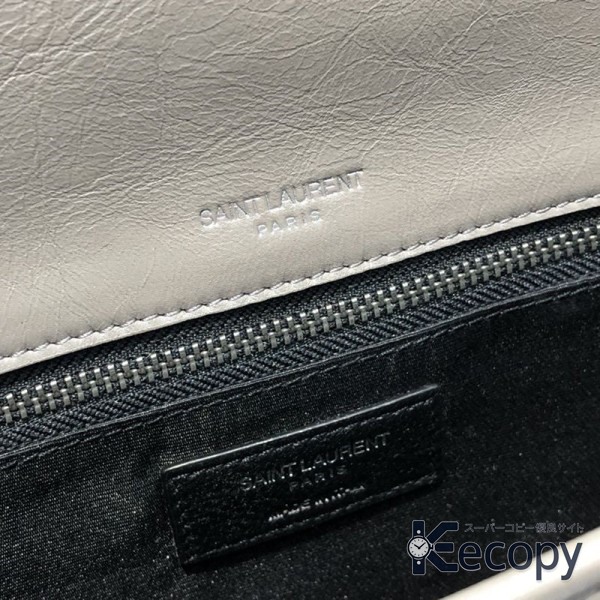 おすすめ サンローラン ショルダーバッグ 収納力と上品さを両立 偽物 人気 732 画像 7