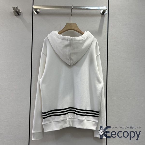 シンプルで上品 グッチ スウェット コーデに取り入れやすい スーパーコピー 299 画像 3