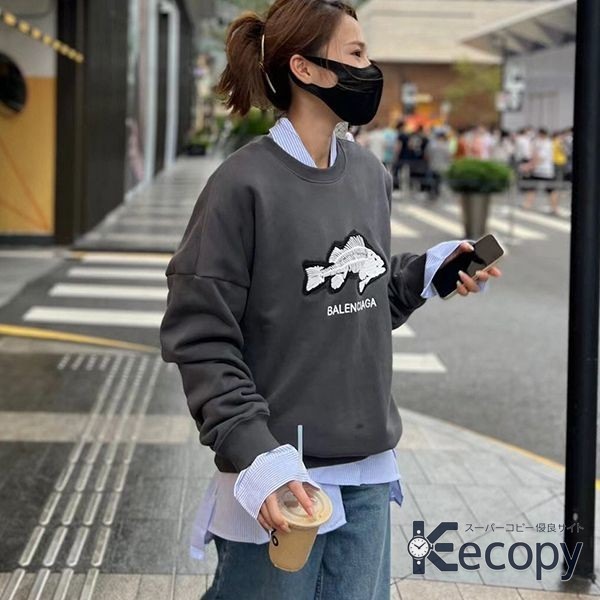 定番人気 バレンシアガ スウェット 一枚で決まる コピー N級品 1010 画像 2