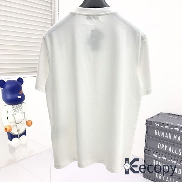 シンプルで上品 プラダ 半袖 存在感ある仕上がり N級品 通販 1280 画像 2