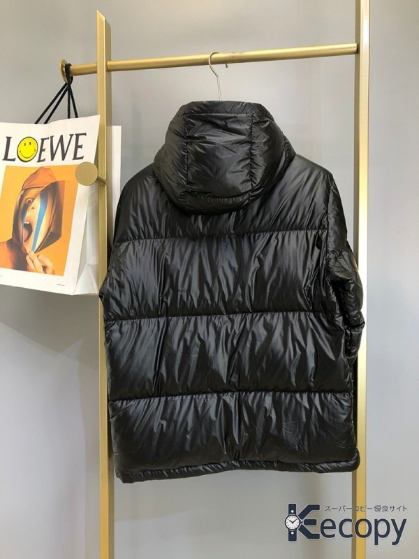 人気モデル プラダ ダウンジャケット 旬のスタイル コピー N級品 1194 画像 2