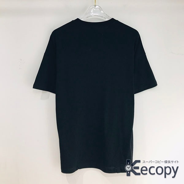 シンプルで上品 セリーヌ 半袖 存在感ある仕上がり コピー N級品 2781 画像 6