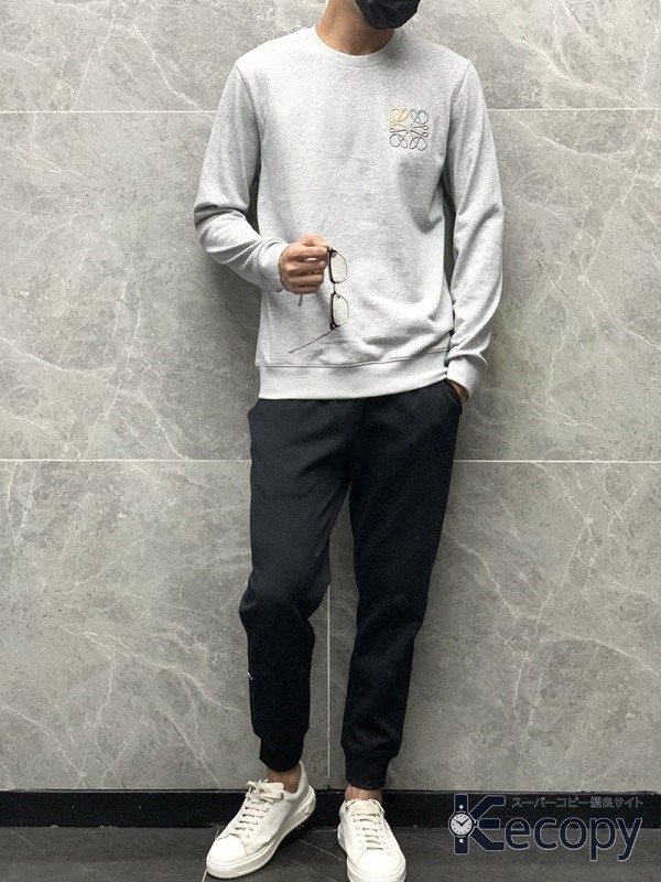 定番人気 ロエベ スウェット コーデに取り入れやすい スーパーコピー 3744 画像 9