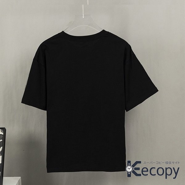 コーデの主役 ロエベ 半袖 コーデに取り入れやすい N級品 通販 3617 画像 2