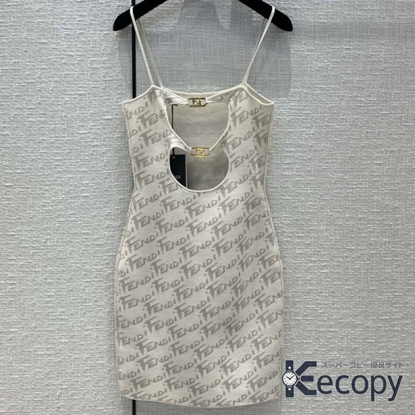 ギフトにも人気 フェンディ 半袖 一枚で決まる コピー N級品 3040 画像 3