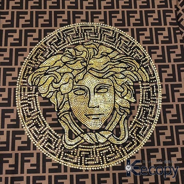 上品な逸品 フェンディ 半袖 コーデに取り入れやすい 最高級コピー 3008 画像 3