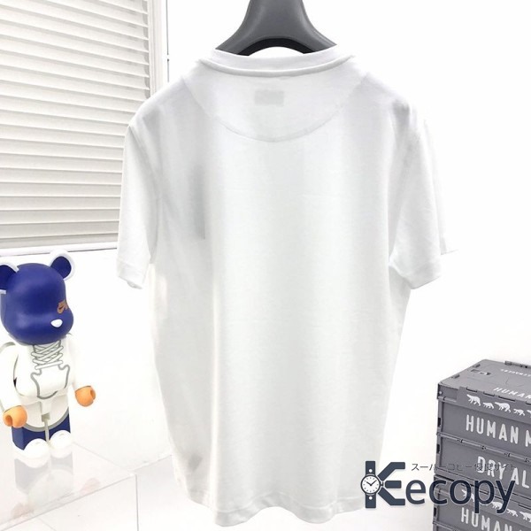 新作 フェンディ 半袖 存在感ある仕上がり N級品 通販 3009 画像 2
