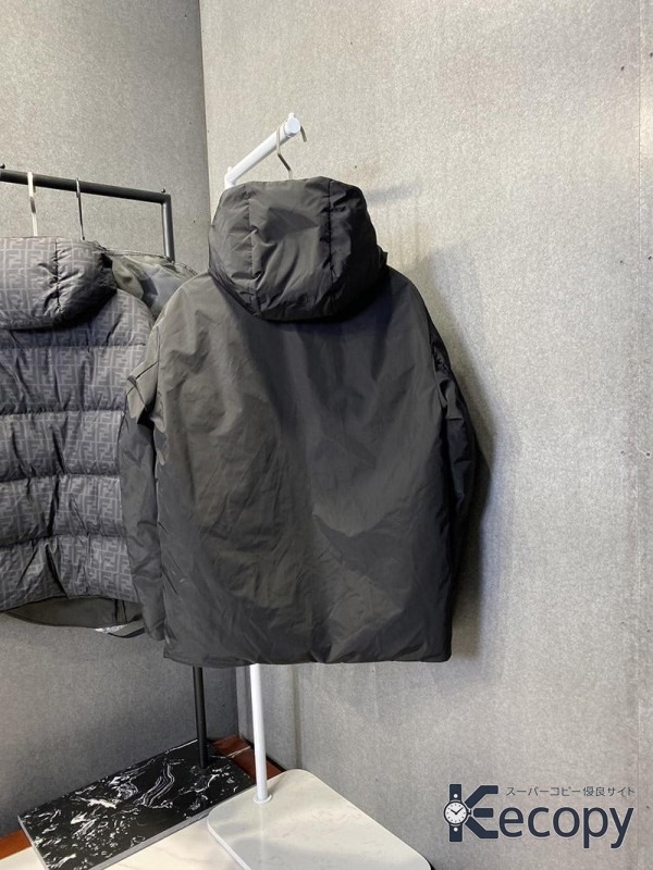 シンプルで上品 フェンディ ダウン 一枚で決まる スーパーコピー 3002 画像 5