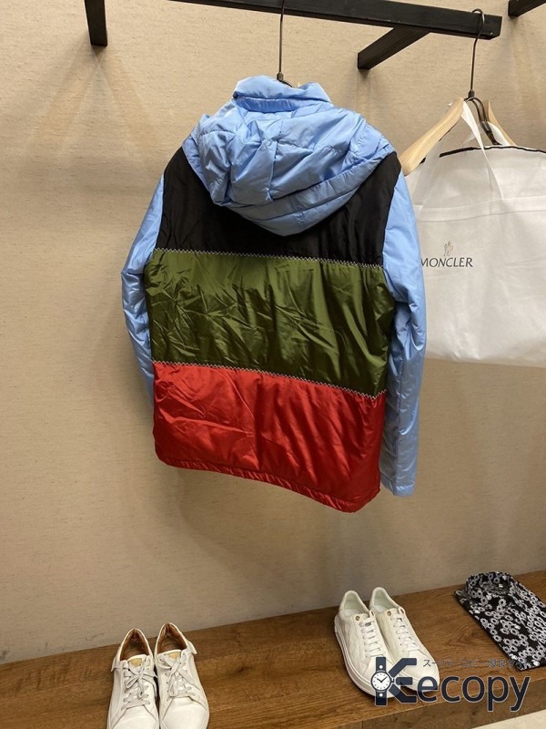 ギフトにも人気 モンクレール ジャケット 一枚で決まる 激安コピー 2013 画像 2