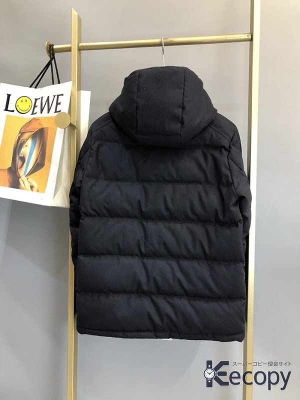 シンプルで上品 モンクレール ダウンジャケット 快適な着心地 スーパーコピー 送料無料 1658 画像 2