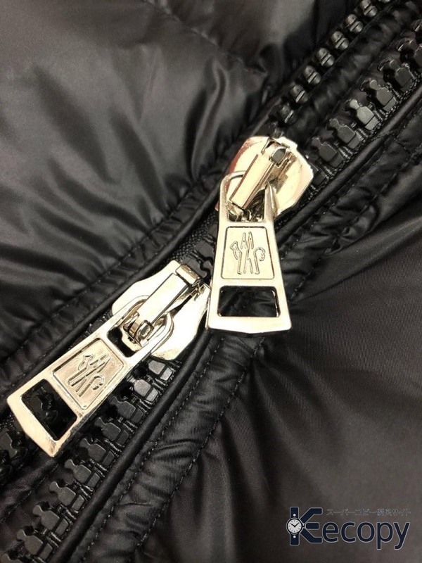 こだわり仕様 モンクレール ダウンジャケット 着回しやすいデザイン 激安コピー 1697 画像 5