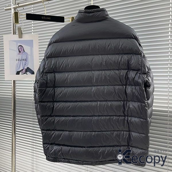 シンプルで上品 モンクレール ダウンジャケット 一枚で決まる 偽物 人気 1719 画像 8