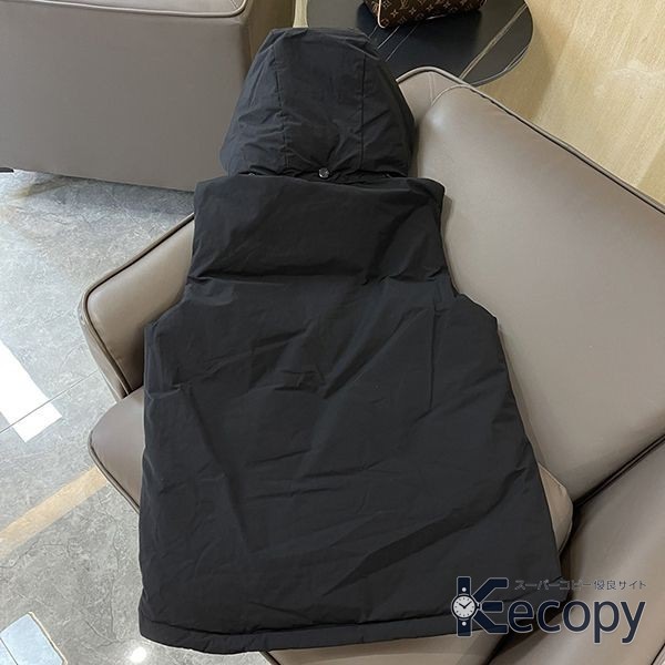 シンプルで上品 モンクレール ダウンベスト 旬のスタイル スーパーコピー 送料無料 1596 画像 2