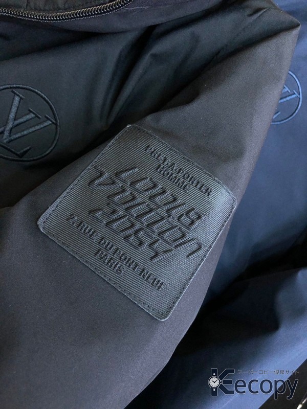 スタイリッシュ ルイ・ヴィトン ダウンジャケット 存在感ある仕上がり スーパーコピー 2149 画像 3