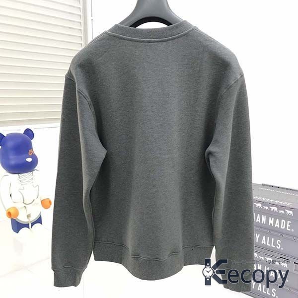 コーデの主役 ディオール パーカー 着回しやすいデザイン 偽物 人気 3432 画像 3
