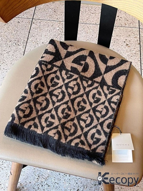 上品な逸品 グッチ スカーフ 季節を問わず活躍 最高級コピー 11 画像 2