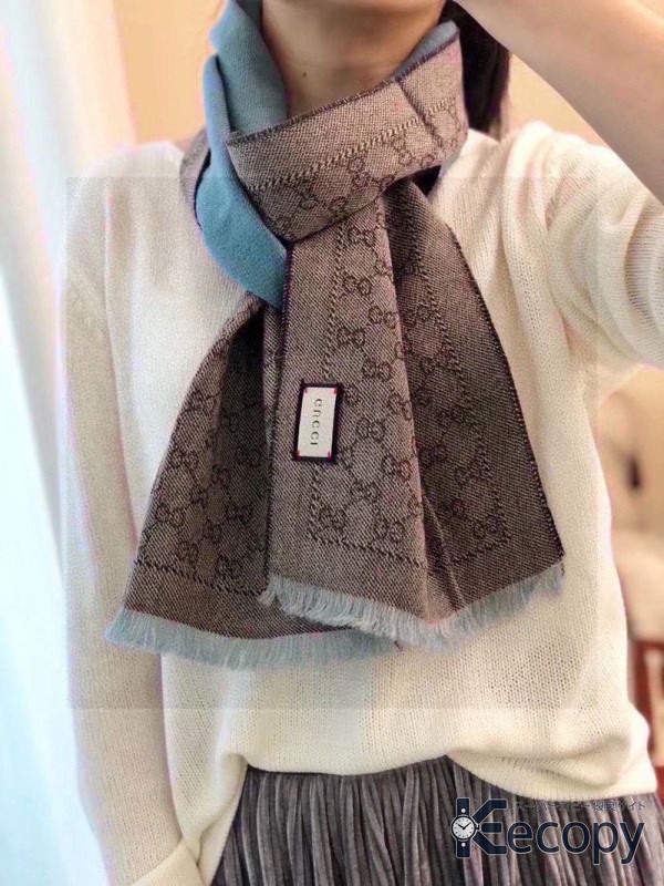 使いやすさ抜群 グッチ スカーフ コーデを彩る N級品 通販 13