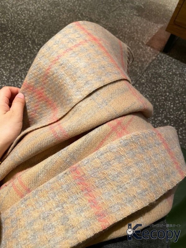 ギフトにも人気 バーバリー スカーフ コーデを彩る 格安コピー 194 画像 7