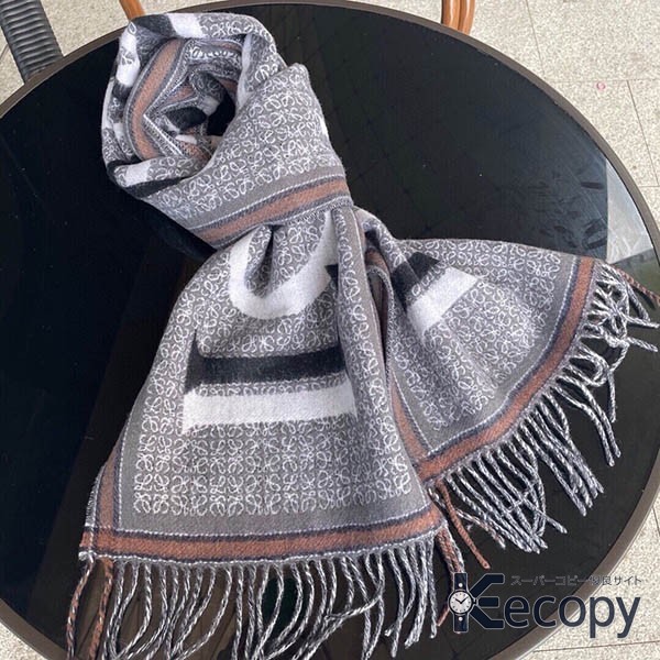 話題の新作 ロエベ スカーフ 華やかなアクセント スーパーコピー 送料無料 516 おすすめN級品