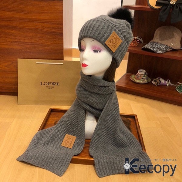 コーデの主役 ロエベ スカーフ 季節を問わず活躍 スーパーコピー 502 画像 7