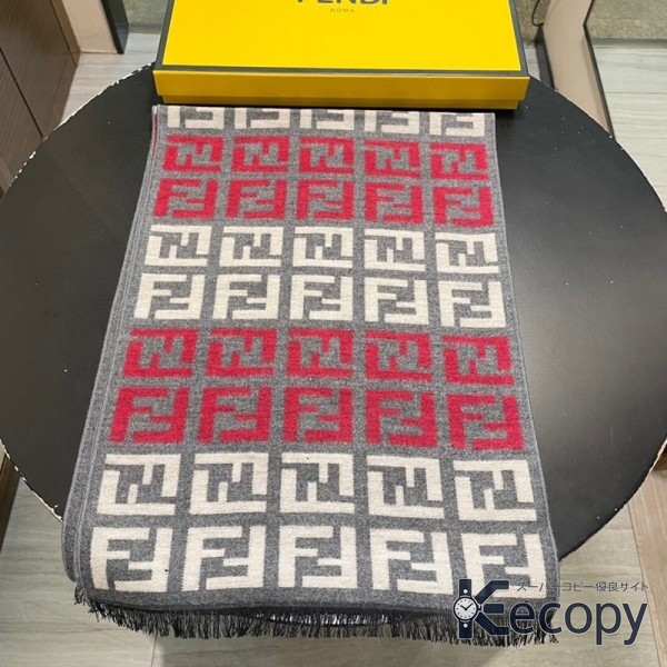 洗練デザイン フェンディ スカーフ コーデを彩る スーパーコピー 419 画像 3