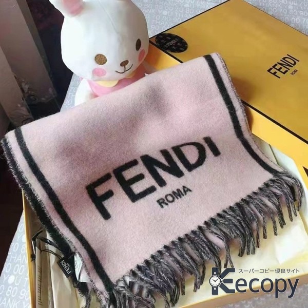 話題の新作 フェンディ スカーフ 華やかなアクセント コピー N級品 421