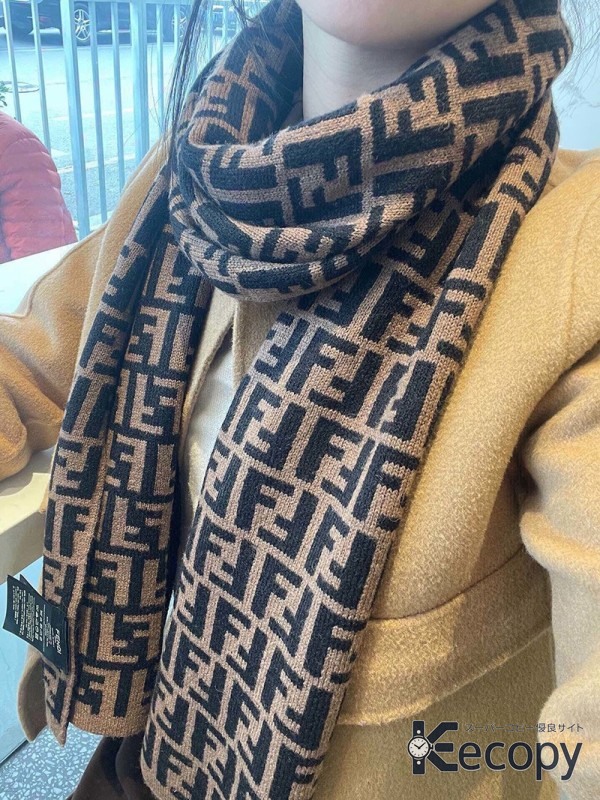 スタイリッシュ フェンディ スカーフ コーデを彩る N級品 通販 425 画像 7