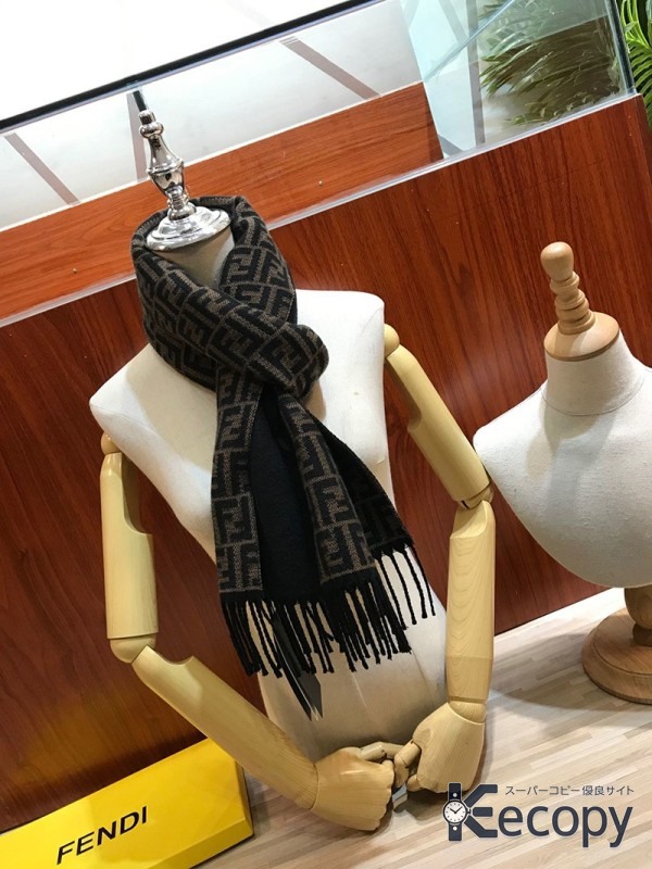 コーデの主役 フェンディ スカーフ 上品な色柄 最高級コピー 426 画像 3
