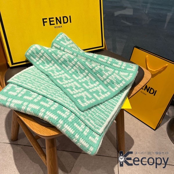 シンプルで上品 フェンディ スカーフ コーデを彩る 最高級コピー 396 画像 3