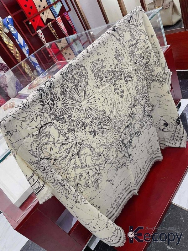 おすすめ ディオール スカーフ 上品な色柄 激安コピー 494 画像 4
