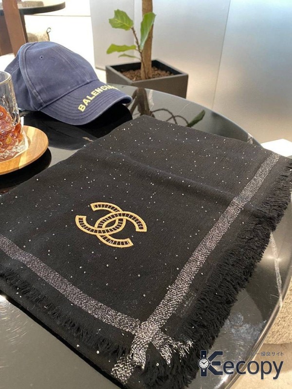 シンプルで上品 シャネル スカーフ 巻き方を楽しめる 偽物 人気 137 画像 2