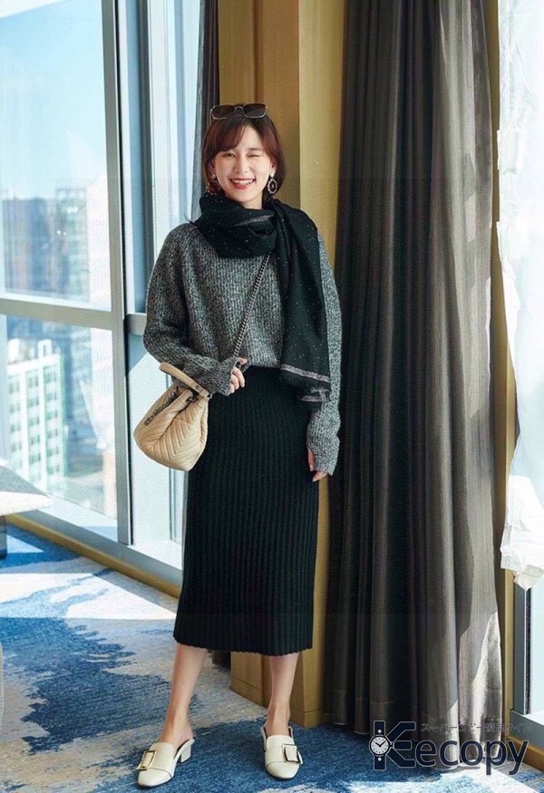 シンプルで上品 シャネル スカーフ 巻き方を楽しめる 偽物 人気 137 画像 9