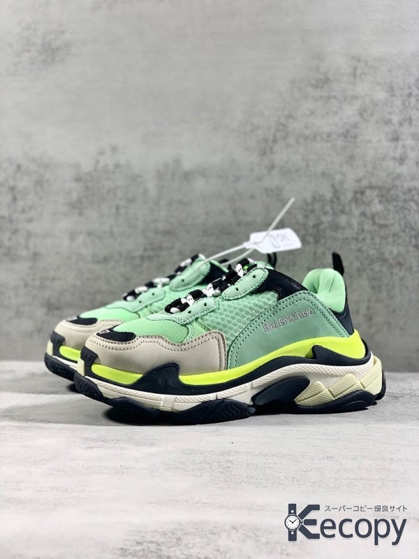 注目モデル バレンシアガ スニーカー 注目の足元スタイル スーパーコピー 630 画像 4
