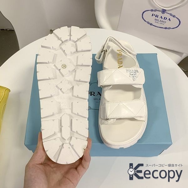 上品な逸品 プラダ サンダル 注目の足元スタイル 激安コピー 722 画像 4