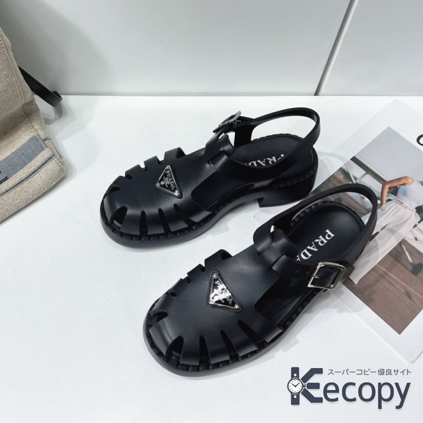 使いやすさ抜群 プラダ サンダル 注目の足元スタイル コピー N級品 698