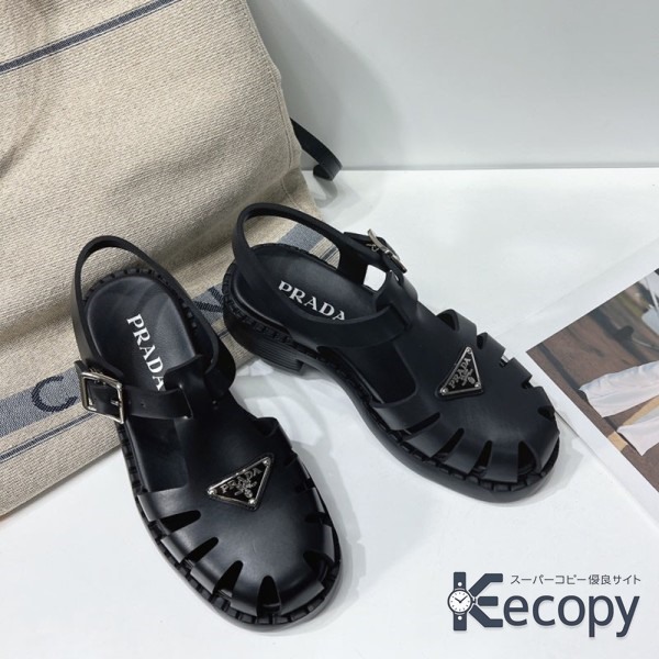 使いやすさ抜群 プラダ サンダル 注目の足元スタイル コピー N級品 698 画像 2