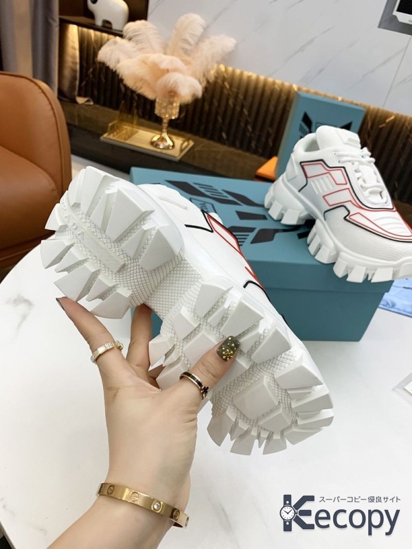 シンプルで上品 プラダ スニーカー 洗練されたシルエット 格安コピー 806 画像 7