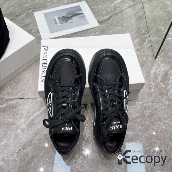 定番人気 プラダ スニーカー 注目の足元スタイル スーパーコピー 817 画像 6