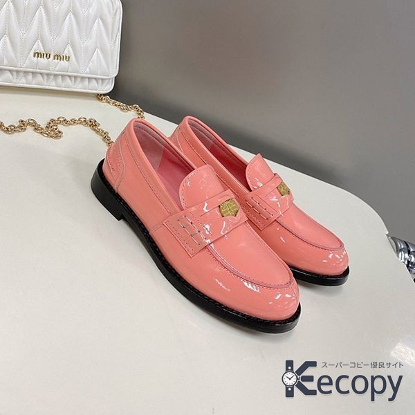 おすすめ ミュウミュウ シューズ 快適さとデザインを両立 コピー N級品 1740 画像 2