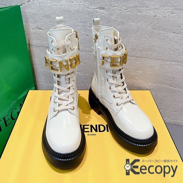 シンプルで上品 フェンディ シューズ 足元を印象的に 激安コピー 1326 おすすめN級品