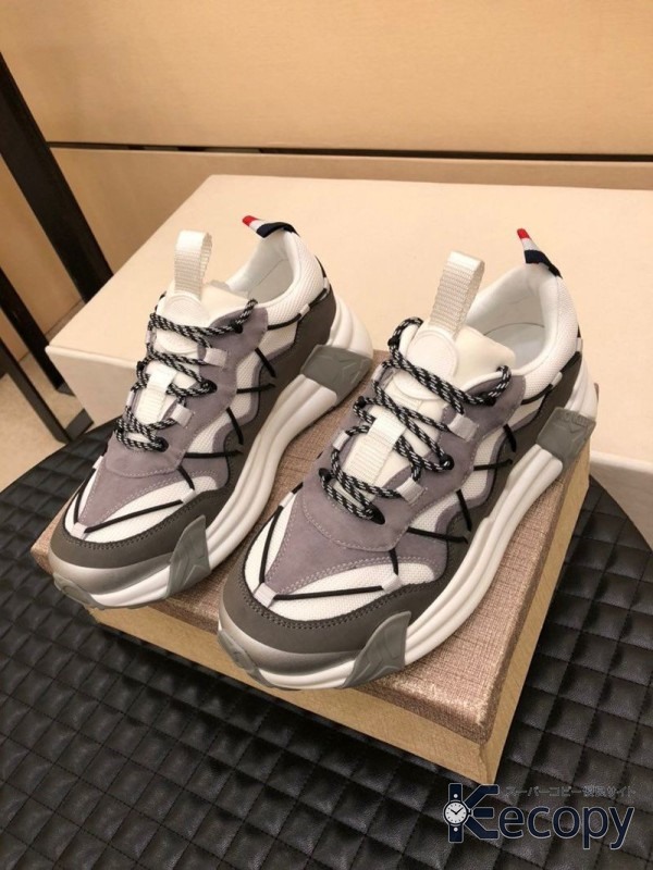 高級感あふれる モンクレール シューズ 足元を印象的に N級品 通販 862 画像 2