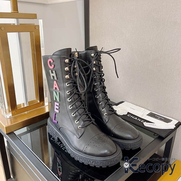 おすすめ シャネル ブーツ 注目の足元スタイル スーパーコピー 125