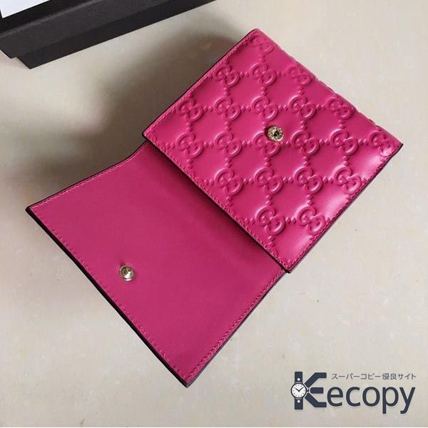 コーデの主役 グッチ 折り財布 上品で実用的 激安コピー 128 画像 3