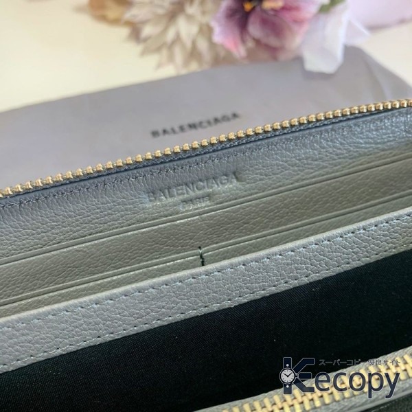 シンプルで上品 バレンシアガ 財布 使いやすい収納設計 激安コピー 470 画像 9