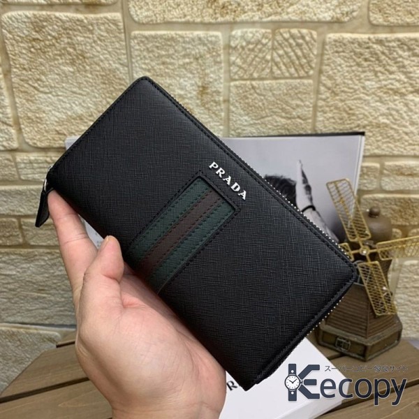 コーデの主役 プラダ 財布 手になじむデザイン 激安コピー 504 画像 4