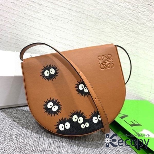 シンプルで上品 ロエベ 財布 使いやすい収納設計 激安コピー 1460 画像 2