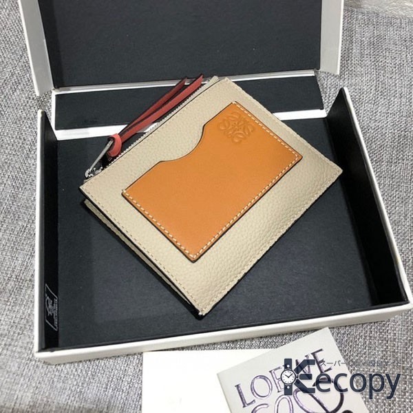 話題の新作 ロエベ 財布 毎日使える定番 スーパーコピー 1447